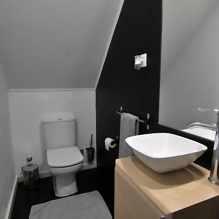 Апартаменты Pied-a-terre Tram 28