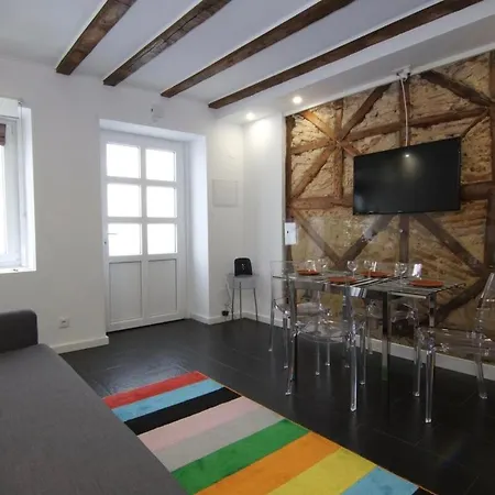 Appartement Pied-a-terre Tram 28 Lissabon