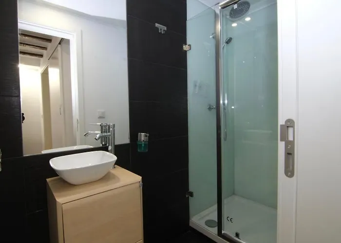 Pied-a-terre Tram 28 * Lisboa