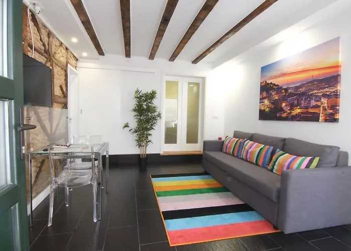 Pied-a-terre Tram 28 شقة *