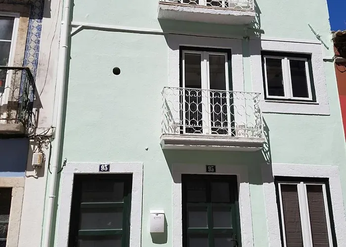 Pied-a-terre Tram 28 شقة *